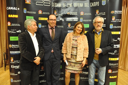 FOTOGRAFÍA 3: Emiliano Allende; Víctor Alonso Monge; Teresa López y Emilio Martínez-Lázaro.